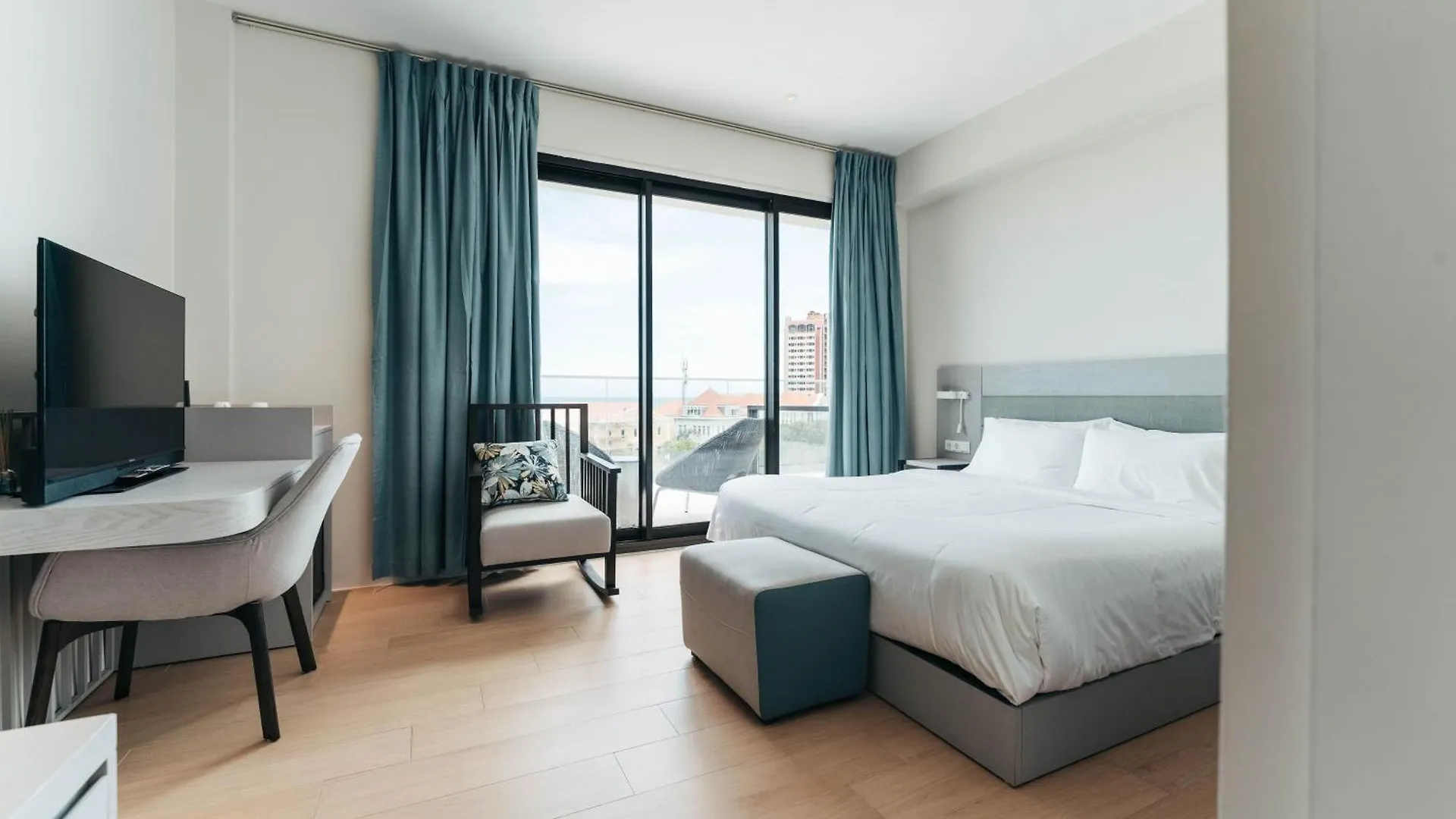 Elements Hotel & Shops Curacao Willemstad