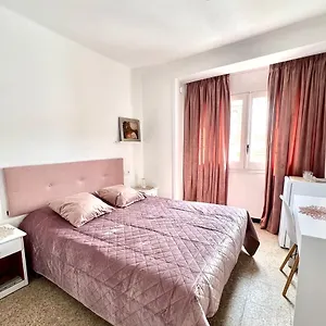 Pensión Escondite Con Terraza Compartida En La Azotea 