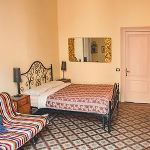 Pensión Casa Verdi - House Of Travelers ***